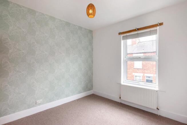 2 bed Terraced to rent Image 10