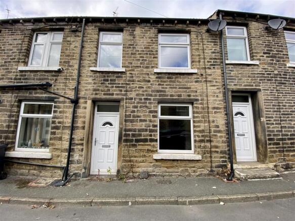 Bramleys Lettings - Victoria Place - Moldgreen (1)