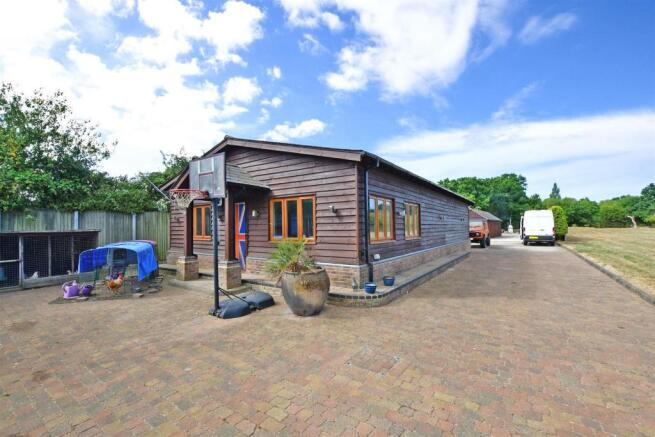 Workshop/Outbuildings