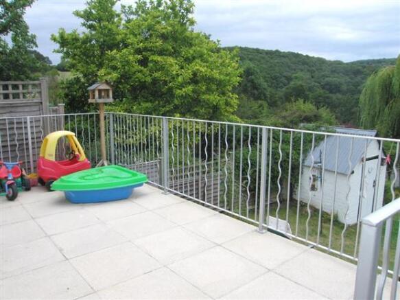 Photo 11