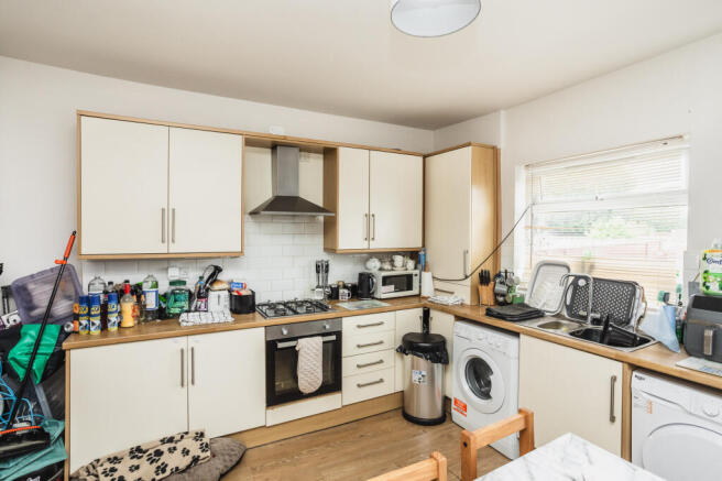 2 bed Terraced for sale Image 6