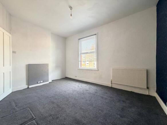 2 bed Terraced for sale Image 7
