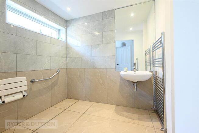 2 bed Detached Bungalow for sale Image 8