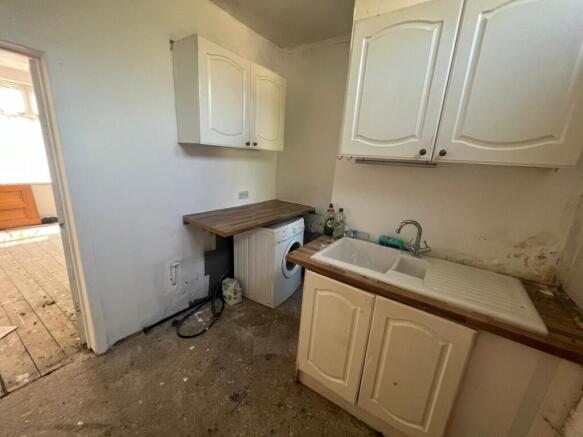 39 Upwell Hill, Sheffield S4 8EZ photo 4