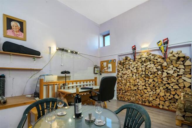 2 bed Cottage for sale Image 10