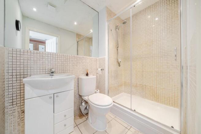 Ensuite to Bedroom One