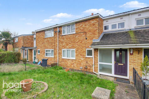 Leaves Spring, Stevenage