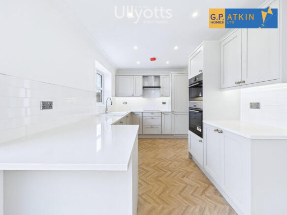 Kitchen with styl...