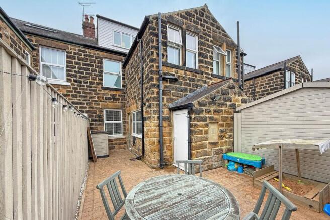 4 bed Terraced for sale Image 11