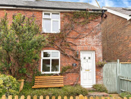 7, Sussex Place, West End, Hailsham BN27 4NJ
