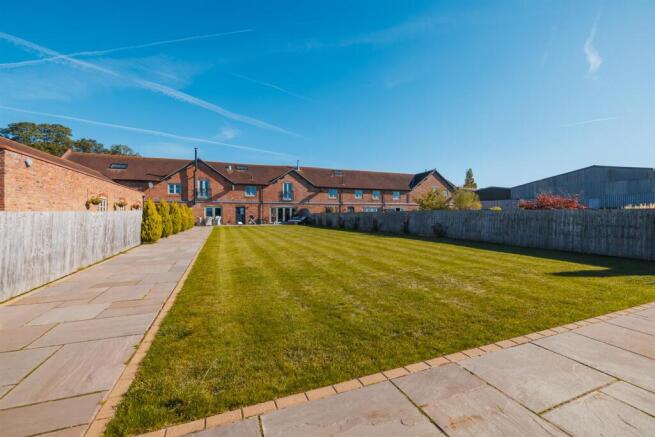 Mayfield Barn-82.jpg