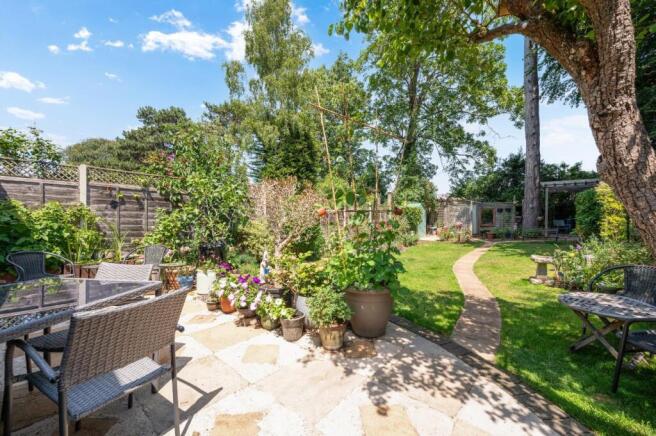 EWELL PARK WAY