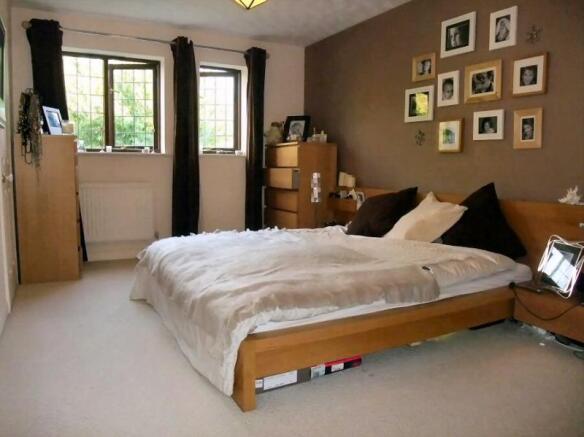 Photo 8