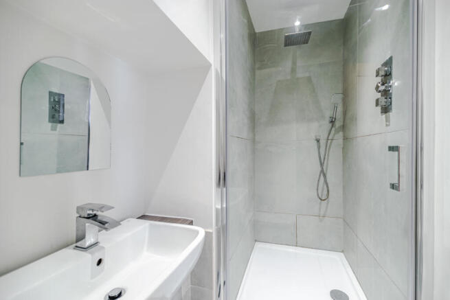 1 bed Apartment for sale Image 12