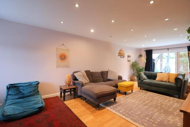 Duncton Close, Haywards Heath, RH16 photo 4