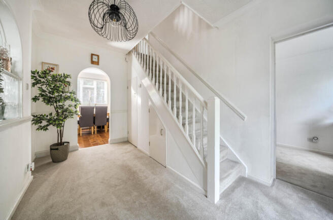 1305308-20-6842b8...