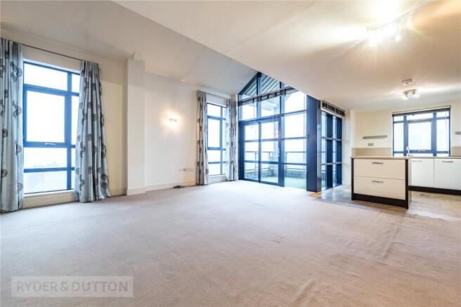 2 bed Apartment for sale Image 5