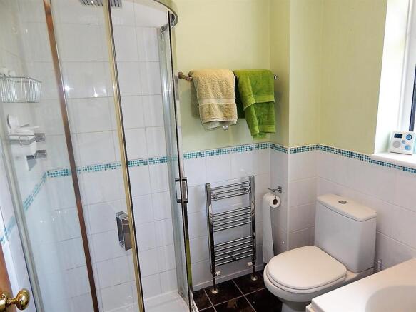 Separate Shower in B