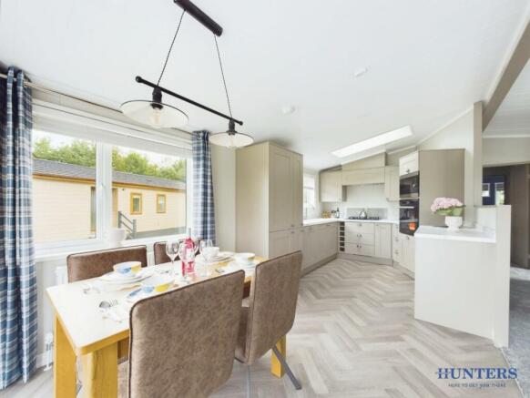 2 bed Park Home for sale Image 12