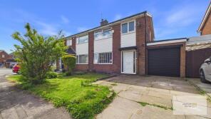 28, Gainsborough Road, Bury BL0 9XA