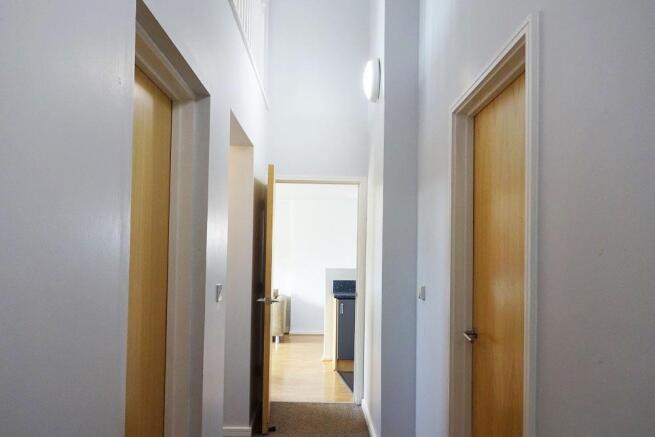 3 bed House to rent Image 8