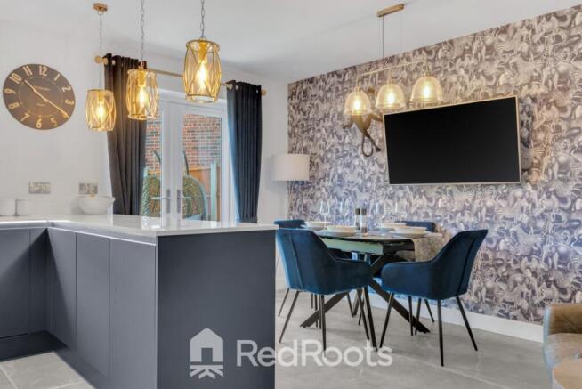 4 bed Detached for sale Image 6