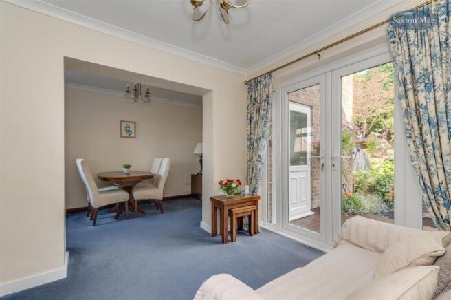 4 bed Link Detached House for sale Image 8
