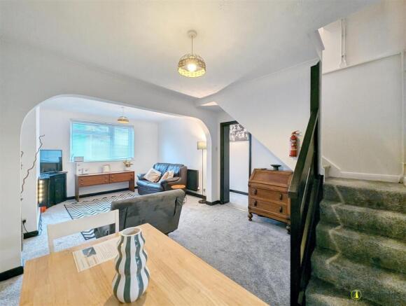 Sitting/Dining Room