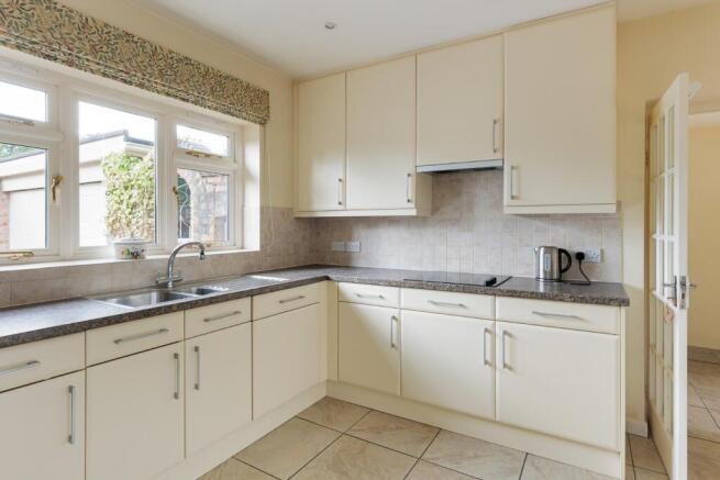 20_whitehall_close_10.jpg