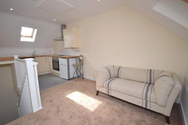 Lounge / Kitchen