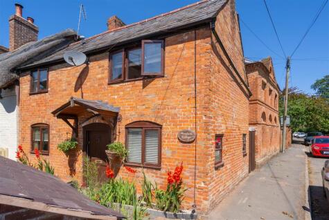 Roadside Cottage, Moreton Morrell
