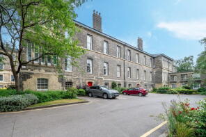31, Sidney House, Gilbert Close, London SE18 4PP