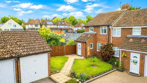 Flodden Drive, Calcot, Reading, Berkshire, RG31
