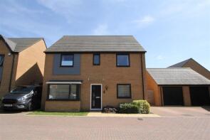 4, Aventine Grove, Dunstable LU5 6GS