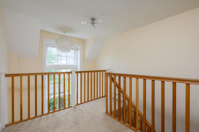 2 bed Terraced for sale Image 5