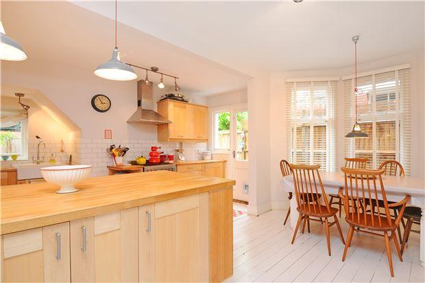 Kitchen Dining Area