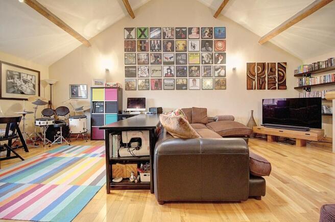 Barn lounge