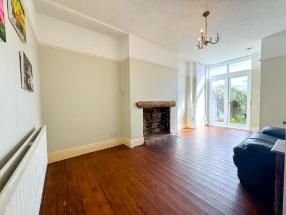 3 bed Bungalow for sale Image 11