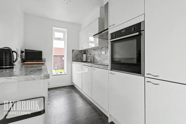 3 bed Semi-Detached for sale Image 5