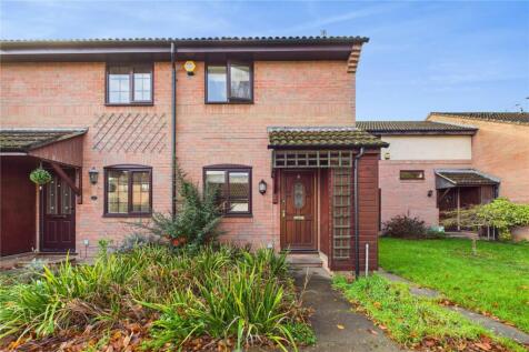 Rotherfield Close, Theale, Reading, Berkshire, RG7