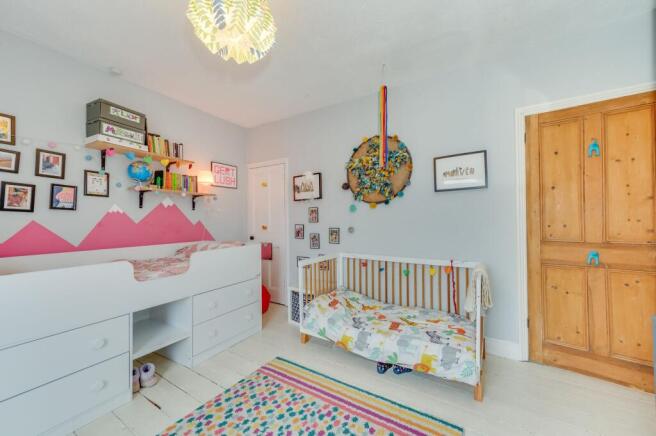 3 bed Terraced for sale Image 10