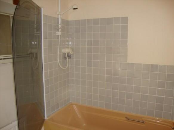 SHOWER AREA