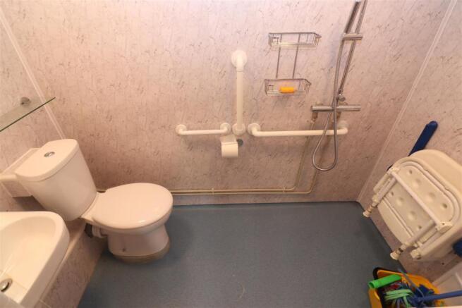 Shower Room/wc