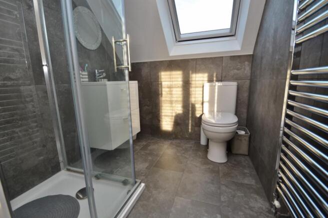 Upstairs bathroom 