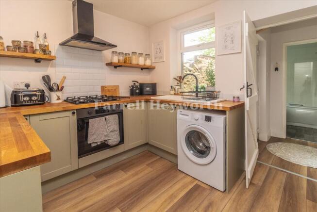 Kitchen image 2