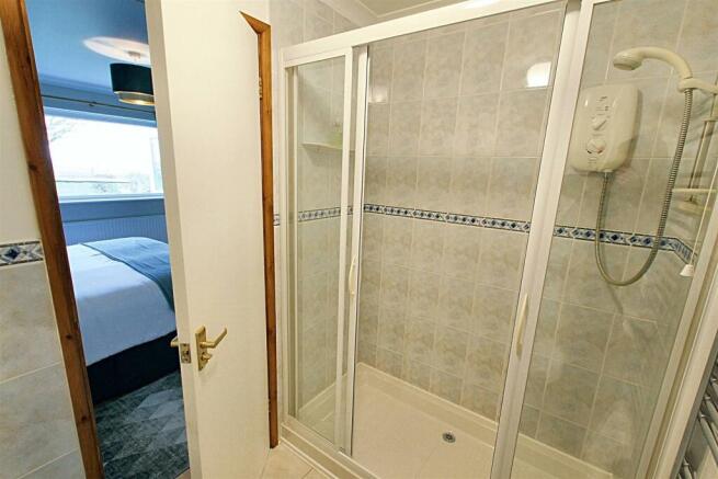 Bed 4 En-Suite