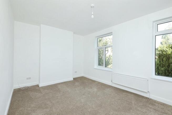 3 bed Semi-Detached for sale Image 8