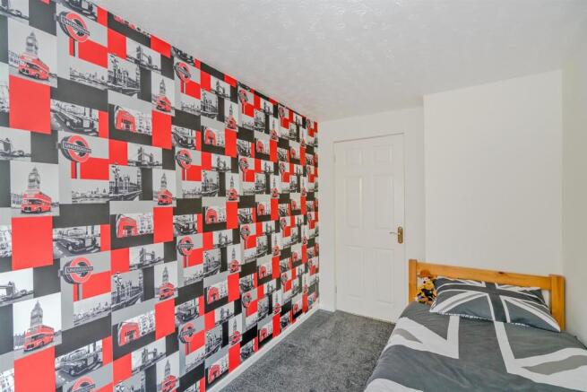 Dovedale, Cannock, WS11 5TF-9.jpg