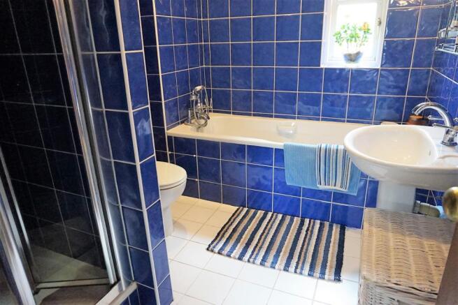 Master En-suite