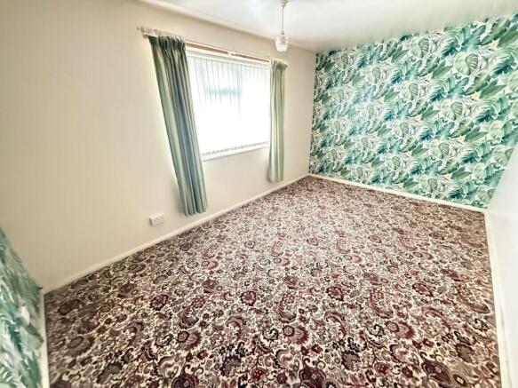 2 bed Apartment for sale Image 4